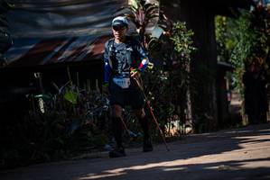 BIB: 9752
                            <button type="button" onclick="openModal(19305454)" class="btn btn-primary btn-sm float-right btn-popup" data-toggle="modal" data-target=".modal-high-quality">
                        <i class="fas fa-shopping-cart"></i> Add to Cart
                    </button>
                                            <button type="button" onclick="isThisMe(19305454, true)" class="btn btn-success btn-sm float-right btn-popup btn-isme hidden" data-toggle="tooltip" data-placement="bottom" title="นี่คือรูปของคุณใช่ไหม คลิกที่นี่เพื่อเอาเข้าอัลบั้ม">
                        <i class="fas fa-plus"></i> Add to album
                    </button>
                    <button type="button" onclick="isThisMe(19305454, false)" class="btn btn-warning btn-sm float-right btn-popup btn-isnotme hidden">
                        <i class="fas fa-ban"></i> Remove from album
                    </button>